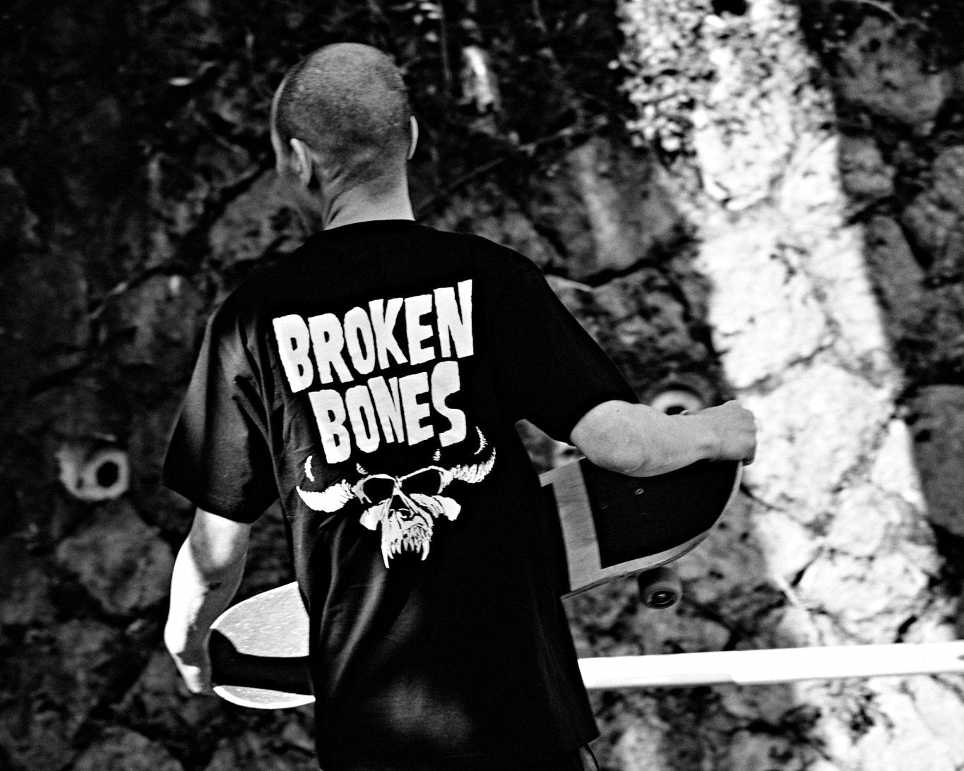 The Glen S/S T-shirt - Broken Bones Inc.
